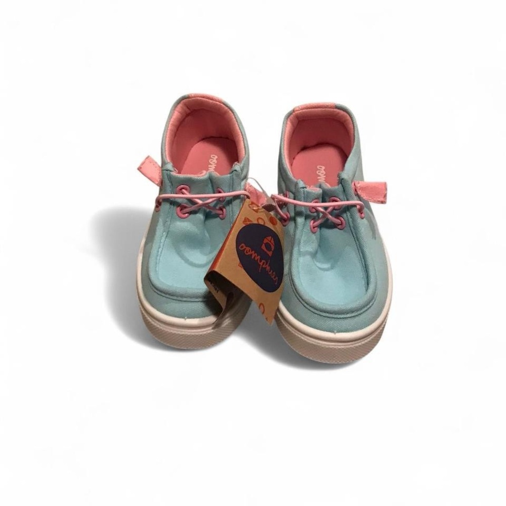 Oomphies Kids Aqua and Pink Sneakers NWT - Kids size 8